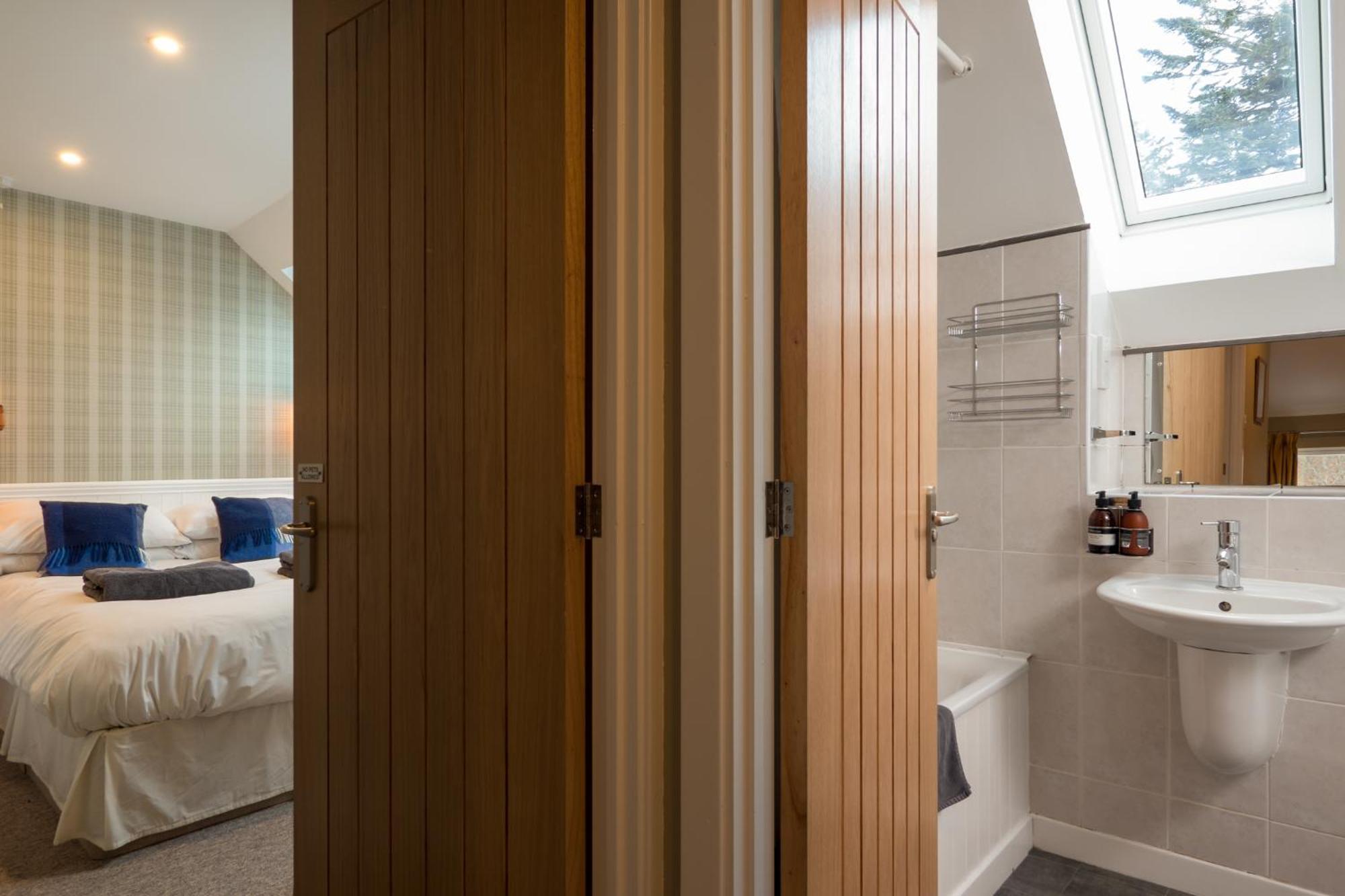 Highland Holiday Cottages Newtonmore Kamer foto